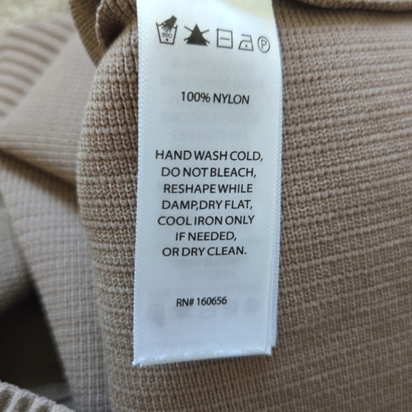 Happily Grey Ribbed Crop Tank Sleeveless Top Size Xl - Picture 6 of 9